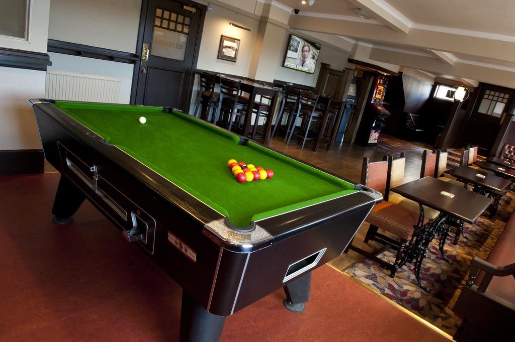 The Crown Inn Stornoway  Exteriör bild